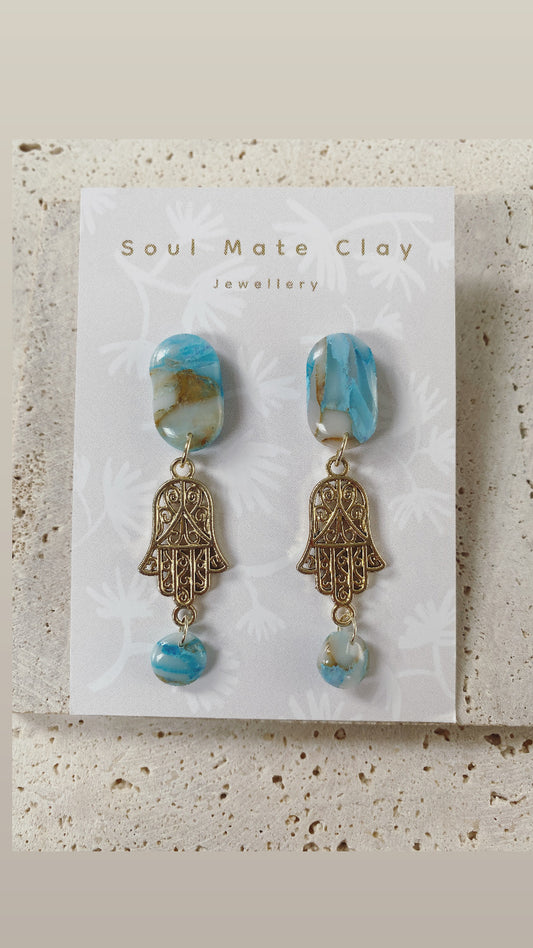 Larimar Hand