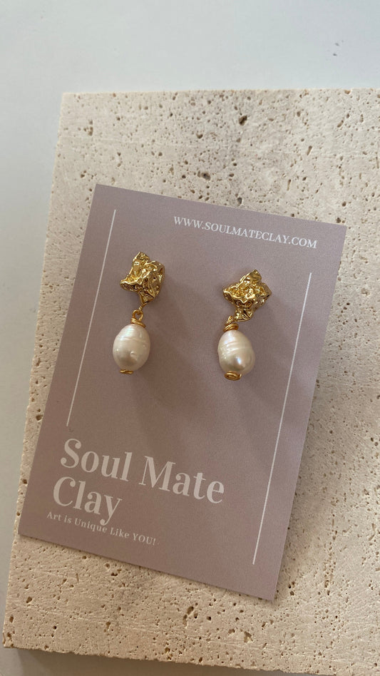 Goldi Pearl